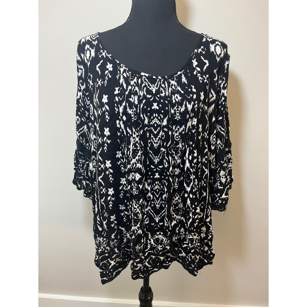 Bila Womens XL Black White Ikat‎ Print Cold Shoulder Bell Sleeve Blouse Boho